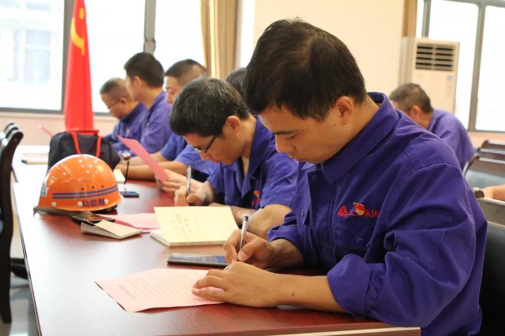 党员立潮头，领跑当前锋之十四｜杨湖竹：咬定物流不放松，立根扎在VSport官网中